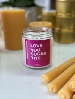 Vanilla Scent: Love you sugar tits: 7oz Soy Candle Apprx 40-45hrs burn🔥 time